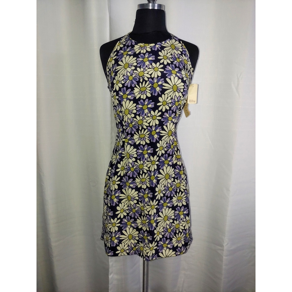 4/25$ NWT Halter Floral Daisy Dress